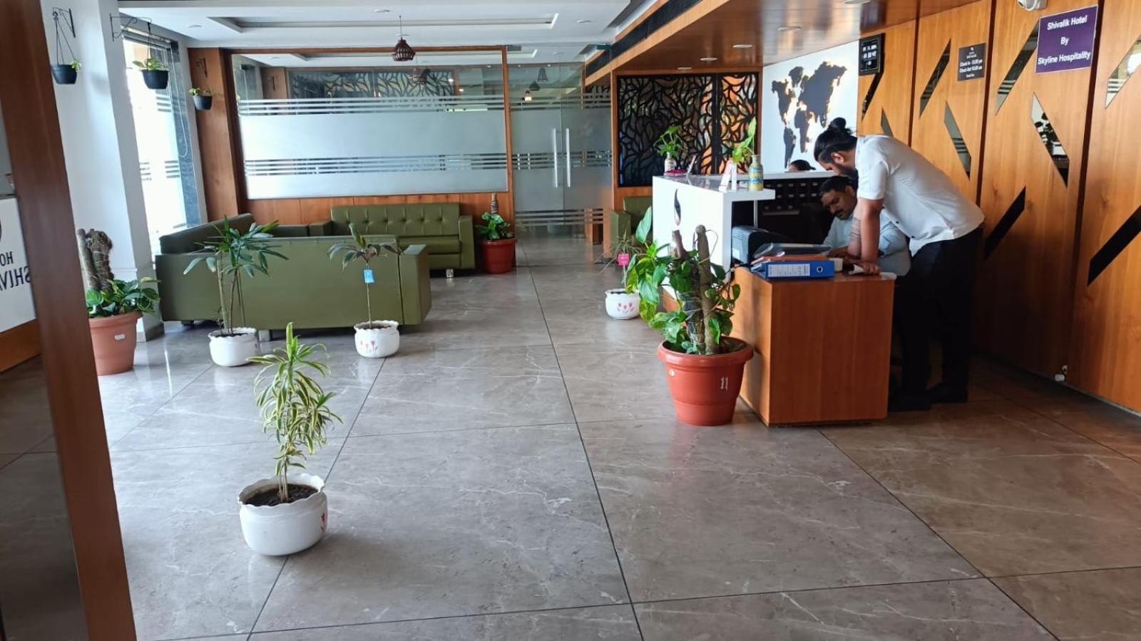 Hotel Shivalik - Mehsana Mahesana Zewnętrze zdjęcie