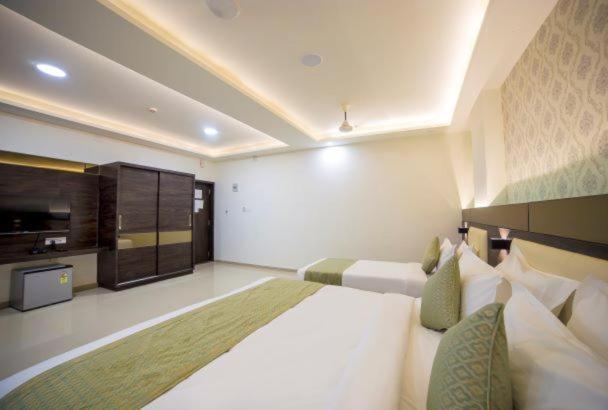 Hotel Shivalik - Mehsana Mahesana Zewnętrze zdjęcie