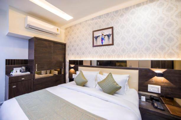 Hotel Shivalik - Mehsana Mahesana Zewnętrze zdjęcie