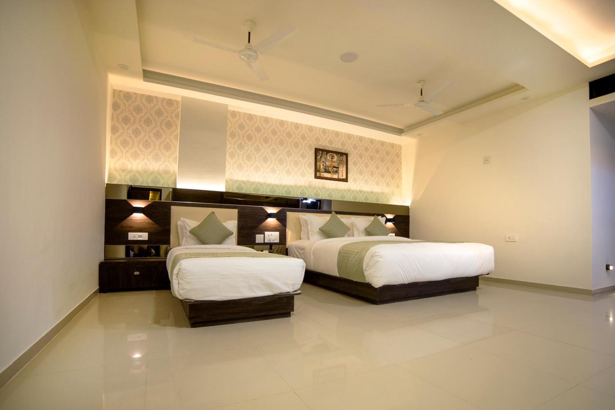 Hotel Shivalik - Mehsana Mahesana Zewnętrze zdjęcie